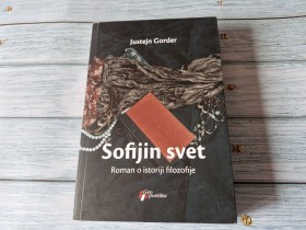 SOFIJIN SVET -  JUSTEJN GORDER